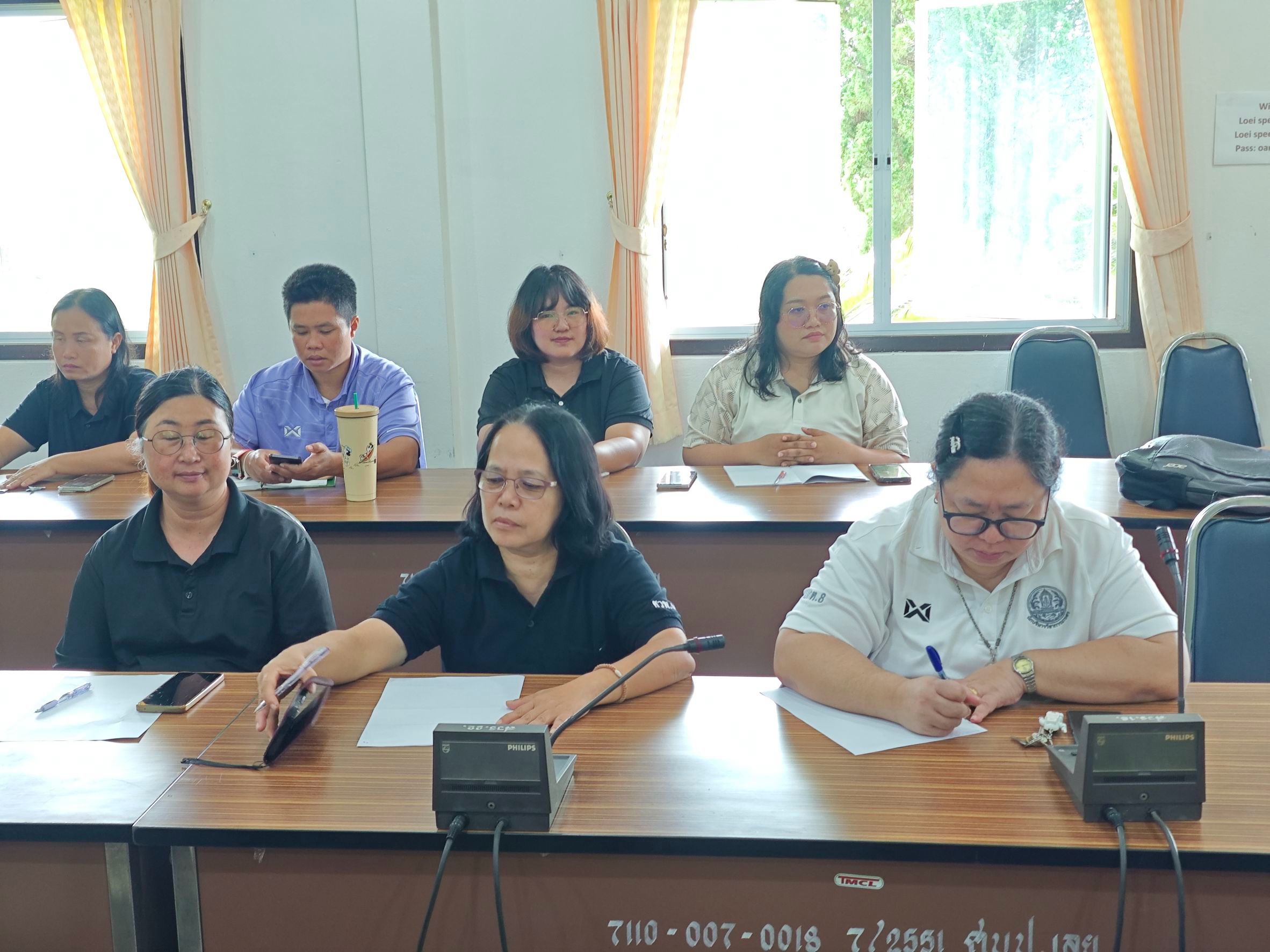 ศูนย์วิจัยและพัฒนาการเกษตรเลย จัดประชุมชี้แจงกรอบแนวทางการดำเนินงาน ของศูนย์ฯ